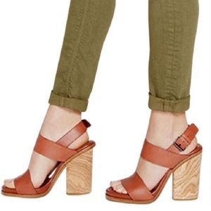 Stylish Vince heels, size 6/36